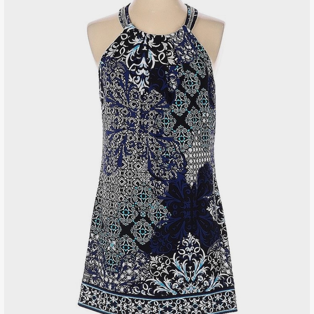 White House Black Market top .Size M  color is blue, black